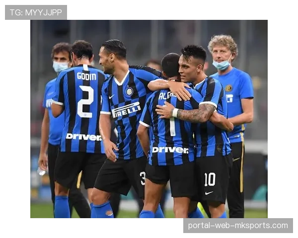 半场战报：巴黎0-1暂负国际米兰，姆巴佩屡失良机，劳塔罗头球破门